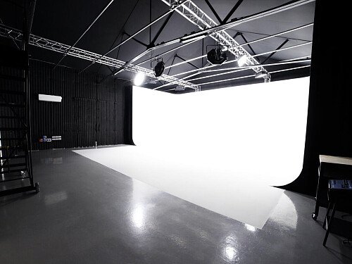 Large Studio  - Filming Locations Locations Direct -05
