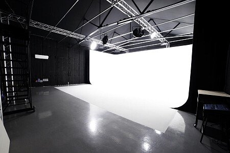 Large Studio  - Filming Locations Locations Direct -05