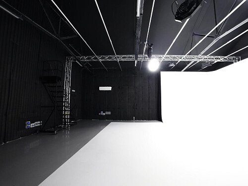 Large Studio  - Filming Locations Locations Direct -06