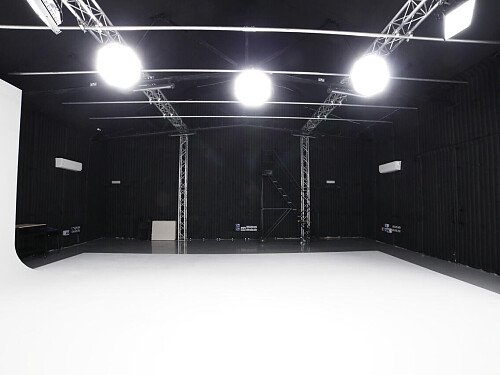 Large Studio  - Filming Locations Locations Direct -08