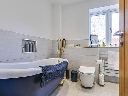 Driveway House   - Filming Locations Locations Direct -14