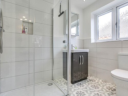 Driveway House   - Filming Locations Locations Direct -15