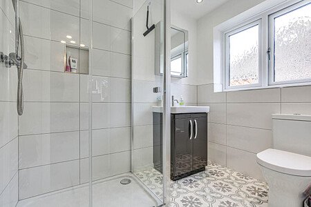 Driveway House   - Filming Locations Locations Direct -15