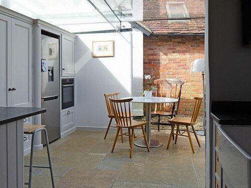 Farm Cotage   - Filming Locations Locations Direct -03