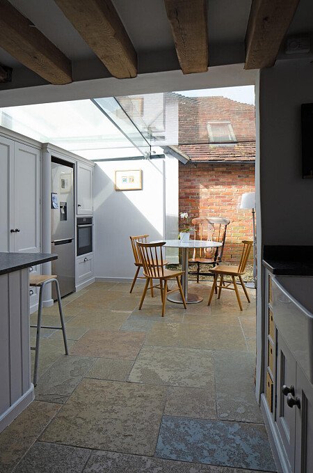 Farm Cotage   - Filming Locations Locations Direct -03