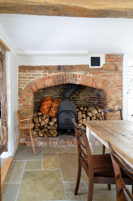 Farm Cotage   - Filming Locations Locations Direct -04