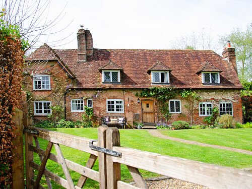 Farm Cotage   - Filming Locations Locations Direct -08