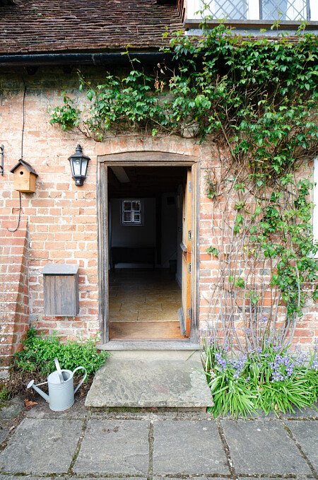 Farm Cotage   - Filming Locations Locations Direct -10