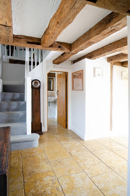 Farm Cotage   - Filming Locations Locations Direct -11