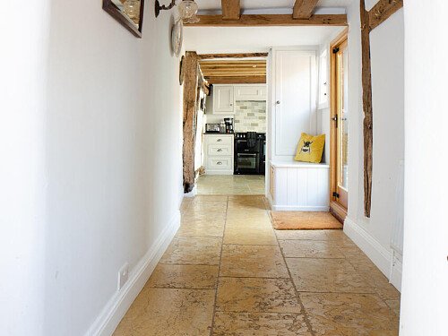 Farm Cotage   - Filming Locations Locations Direct -15