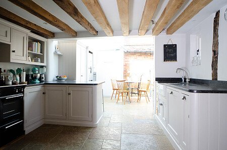 Farm Cotage   - Filming Locations Locations Direct -17