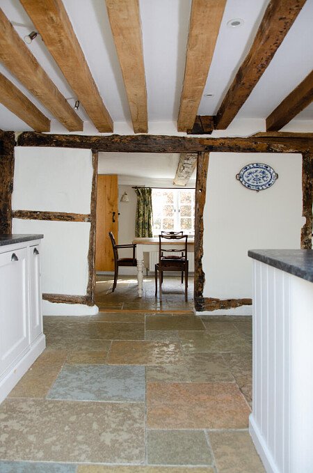 Farm Cotage   - Filming Locations Locations Direct -25