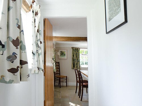 Farm Cotage   - Filming Locations Locations Direct -27