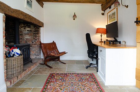 Farm Cotage   - Filming Locations Locations Direct -28