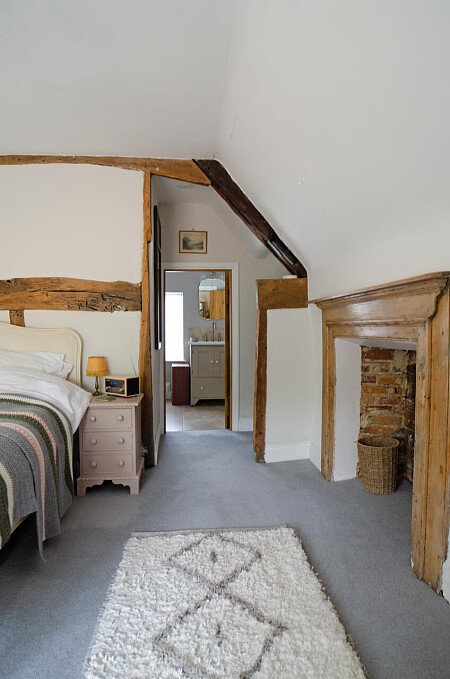 Farm Cotage   - Filming Locations Locations Direct -48