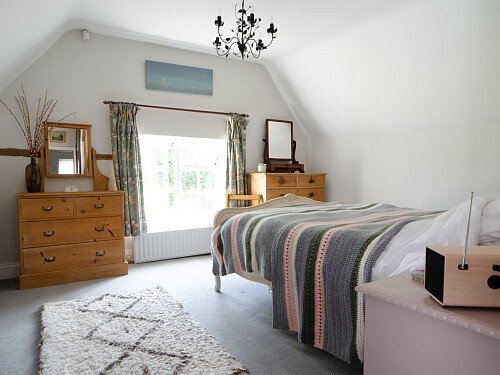 Farm Cotage   - Filming Locations Locations Direct -50