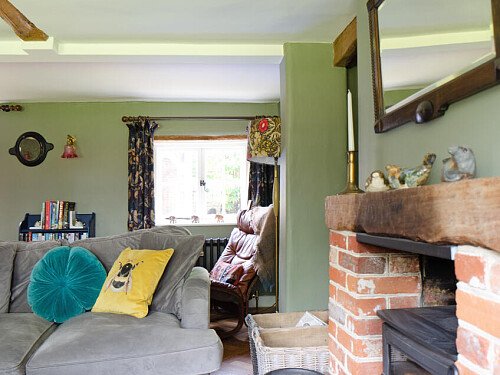 Farm Cotage   - Filming Locations Locations Direct -52