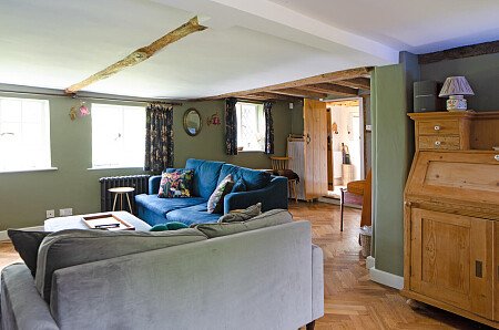 Farm Cotage   - Filming Locations Locations Direct -56