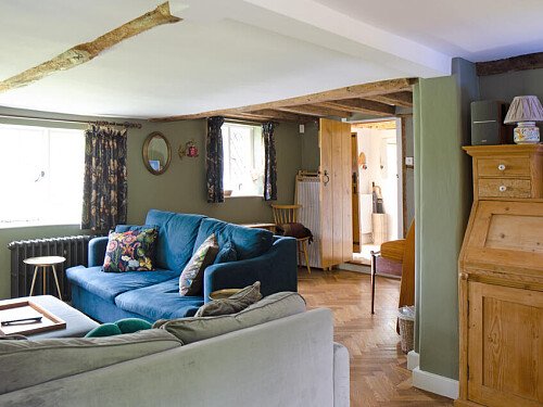 Farm Cotage   - Filming Locations Locations Direct -57