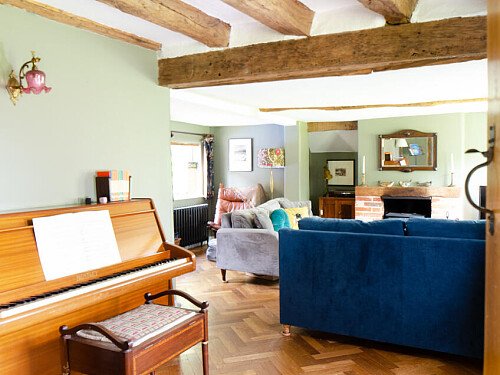 Farm Cotage   - Filming Locations Locations Direct -58