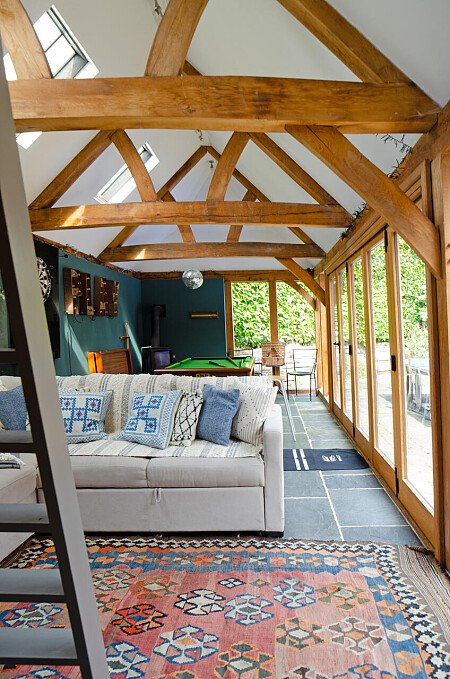 Farm Cotage   - Filming Locations Locations Direct -63