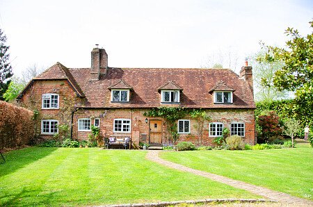 Farm Cotage   - Filming Locations Locations Direct -72