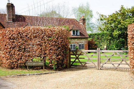 Farm Cotage   - Filming Locations Locations Direct -74