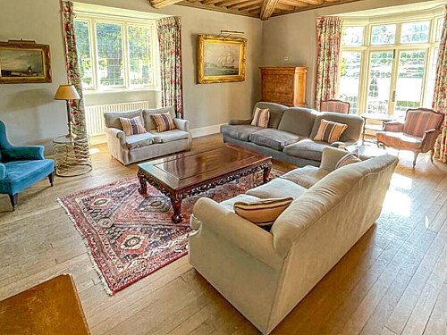 Pink House - Filming Locations Locations Direct -17