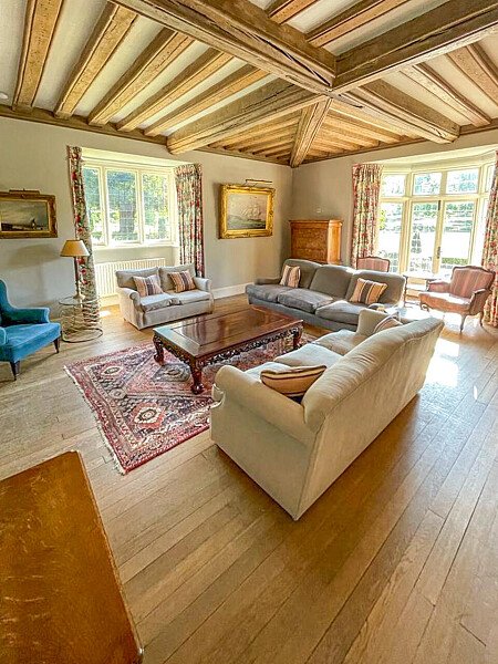 Pink House - Filming Locations Locations Direct -17