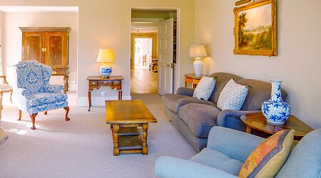 Pink House - Filming Locations Locations Direct -19