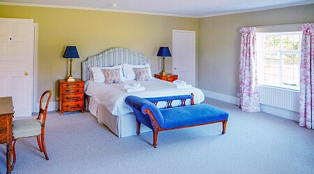 Pink House - Filming Locations Locations Direct -22