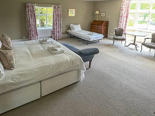 Pink House - Filming Locations Locations Direct -24