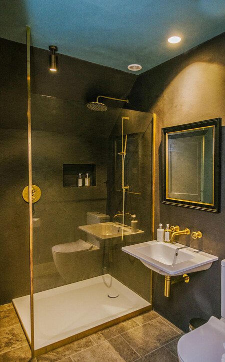 Pink House - Filming Locations Locations Direct -27