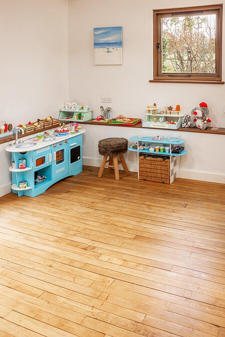 Northstone  - Filming Locations Locations Direct -13