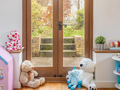 Northstone  - Filming Locations Locations Direct -14