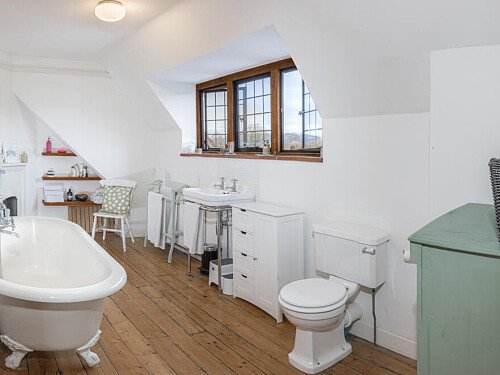 Northstone  - Filming Locations Locations Direct -25