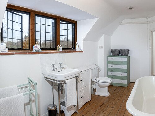 Northstone  - Filming Locations Locations Direct -26