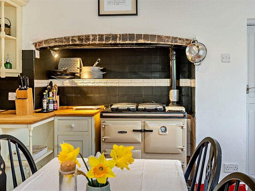 Onn House - Filming Locations Locations Direct -07