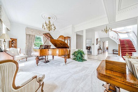 Piano House - Filming Locations Locations Direct -01