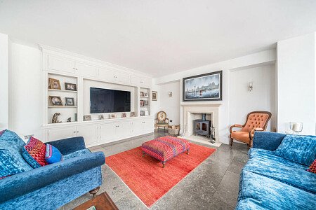 Piano House - Filming Locations Locations Direct -09