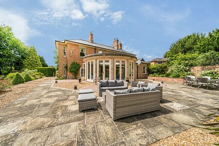 Piano House - Filming Locations Locations Direct -10