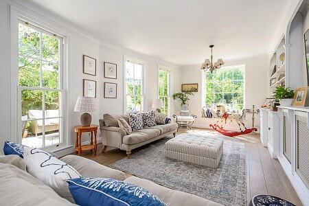 Large Windows - Filming Locations Locations Direct -01