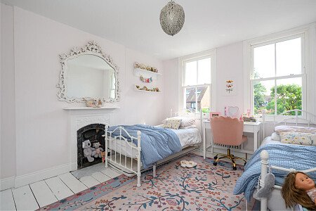 Large Windows - Filming Locations Locations Direct -17