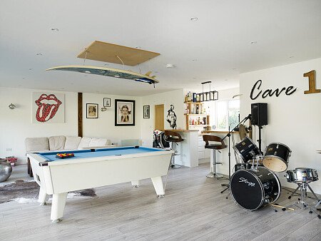 Folly House - Filming Locations Locations Direct -43