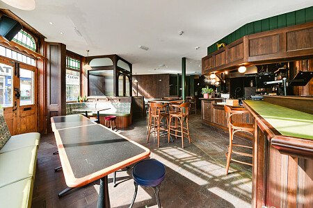 Hound Pub - Filming Locations Locations Direct -02