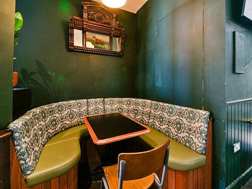 Hound Pub - Filming Locations Locations Direct -22