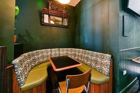 Hound Pub - Filming Locations Locations Direct -22