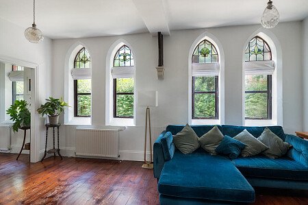 Chapel House - Filming Locations Locations Direct -08