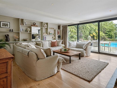 Treetop House - Filming Locations Locations Direct -02