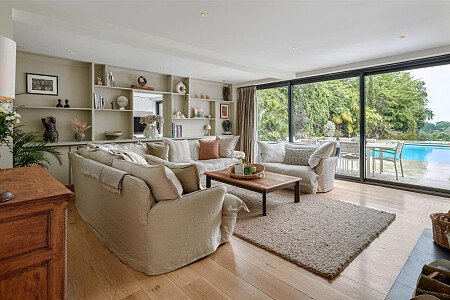 Treetop House - Filming Locations Locations Direct -02